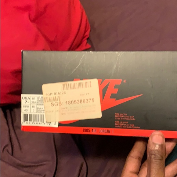 Air Jordan 1 - Picture 2 of 3